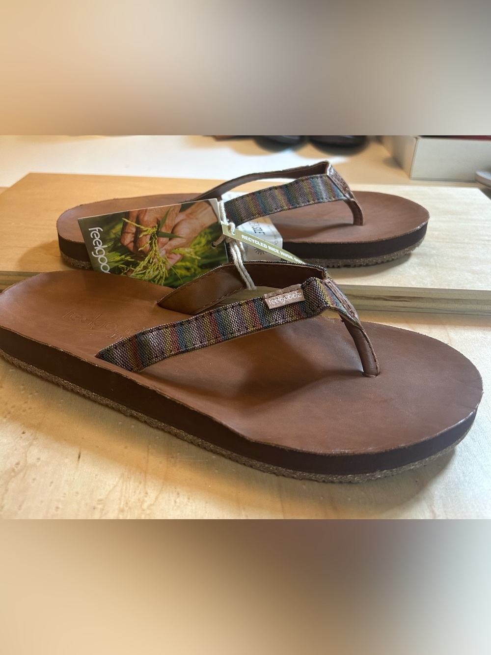 Feelgoodz Zensole Slim Kinderz Brown Sandals Women’s 9 NWT